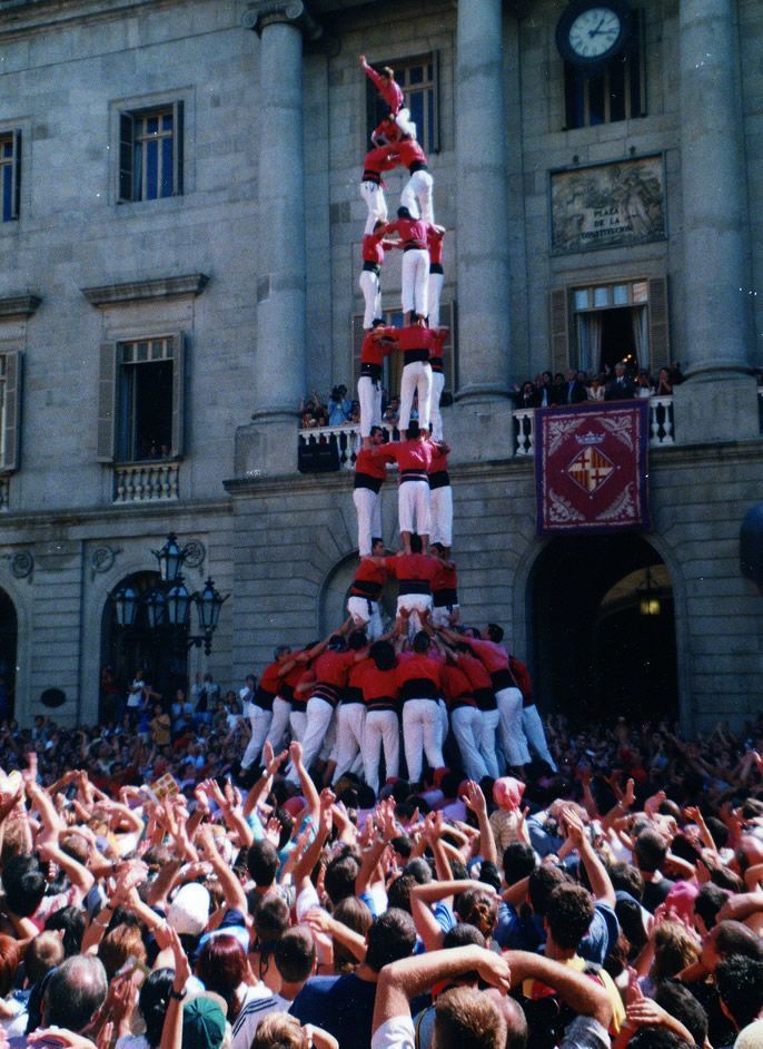 Los Castellers at Plaza St. Jaume